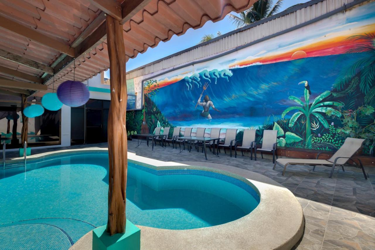Hotel Poseidon Jacó Extérieur photo
